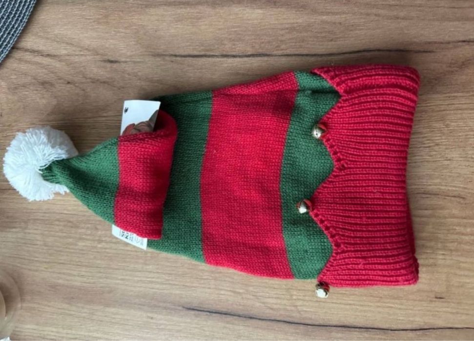 Новогодние шапки деда мороза