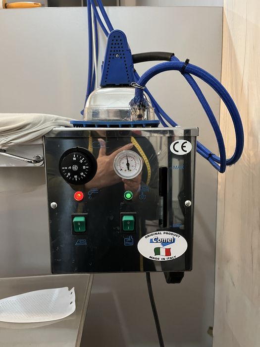 Ferro industrial/profissional com caldeira