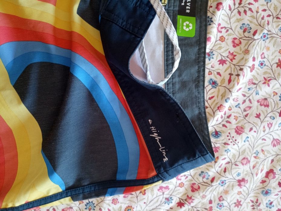 Calções QuikSilver	Como novos	Tamanho 36*