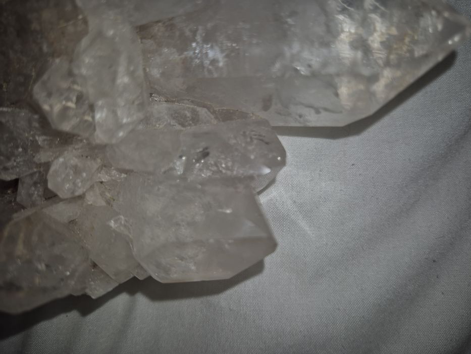Cluster de Quartzo Cristal Natural 500g – Peça de Coleção / Decoração