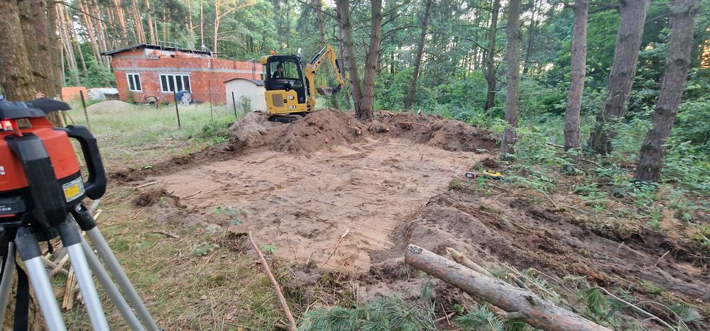 USŁUGI minikoparką