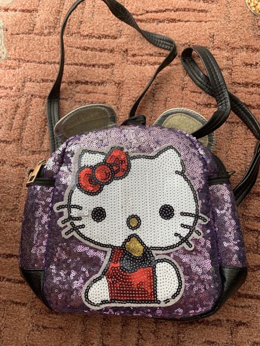 Продам рюкзак б/у для девочки