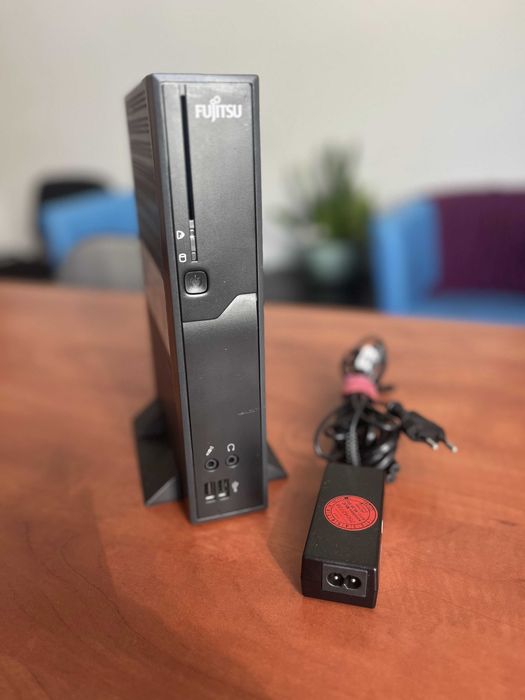 Fujitsu Futro S900 – Mini PC / NAS, 8GB RAM i SSD, 2x1 TB HDD