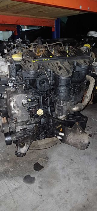 Motor Renaul trafic 2.2 DCI