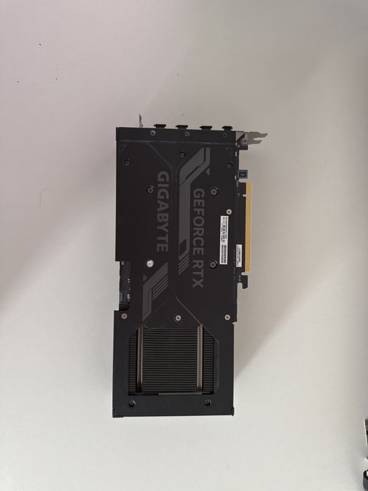 Gigabyte GeForce RTX 4070 WINDFORCE OC 12GB GDDR6X. Офіційна гарантія до 22.02.2028.