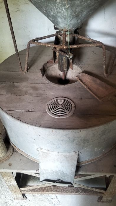 Moinho de Cereais Elétrico
