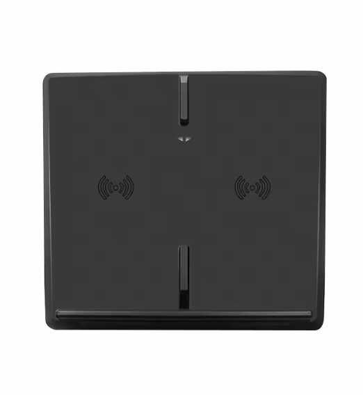 Бездротова зарядка tesla model 3