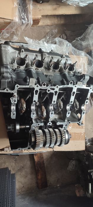 Części silnikowe Honda SC59E