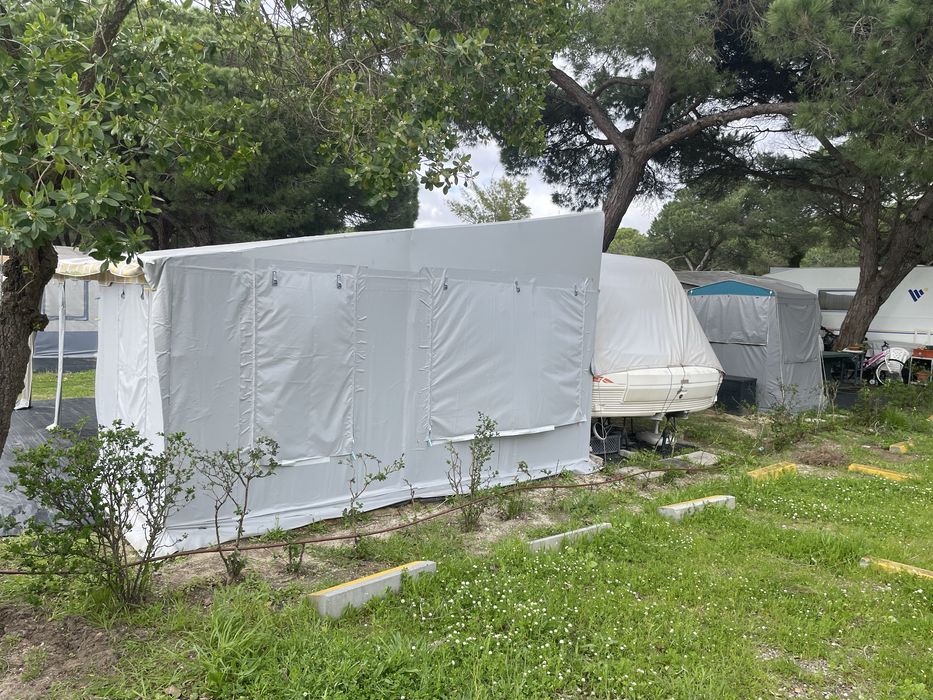 Avancado com tecto falso