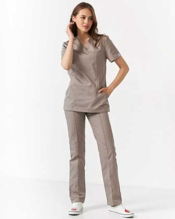 Хірургічний костюм жіночий