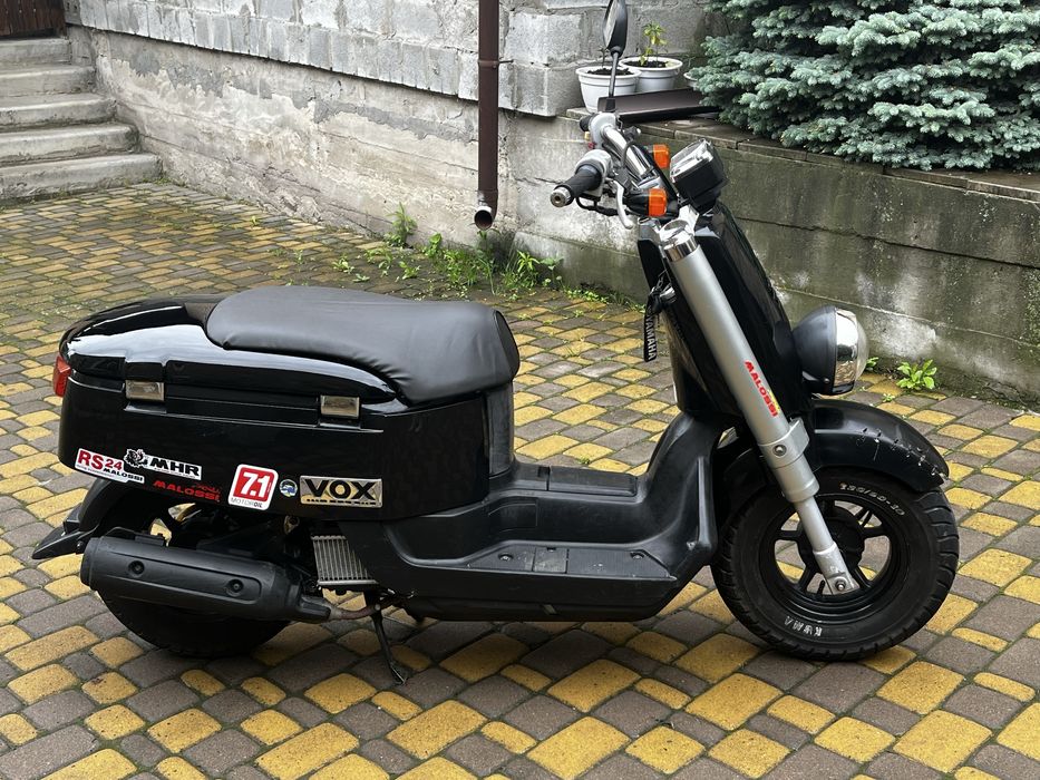 Скутер Yamaha Vox