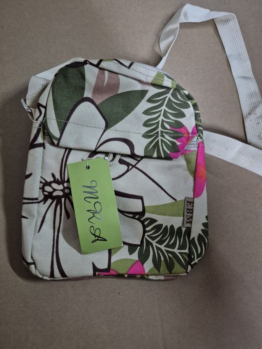 Bolsas com alça novas