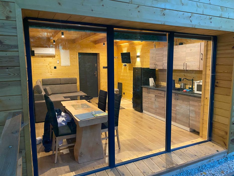 Premium Domek na Roztoczu z  prywantun jacuzzi, sauną i rowerami