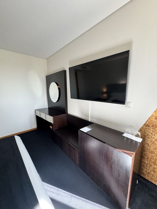 Quarto completo.
