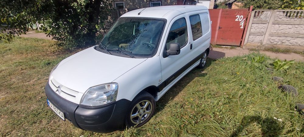 Авто Сітроен берлінго 1.6 торг