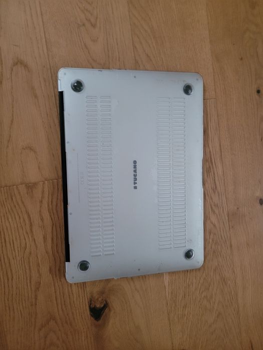 Mcbook air 2017 13 cali