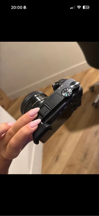 Sony alpha 6400 seminova