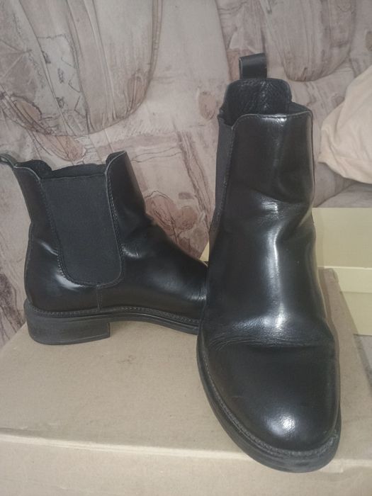 Jesienne skórzane botki R37