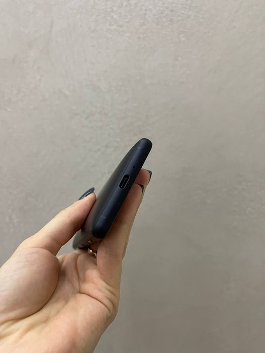 Смартфон Sony Xperia XZ2 Compact SO-05K 4/64 Gb 1Sim+microSD