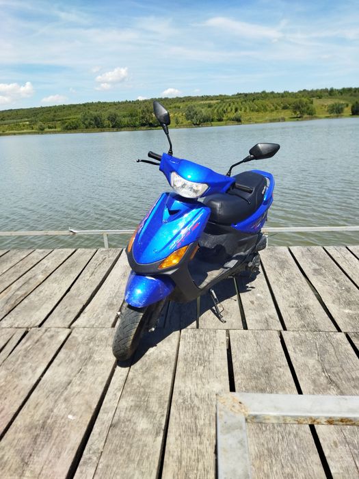 Скутер spark SP 125-15