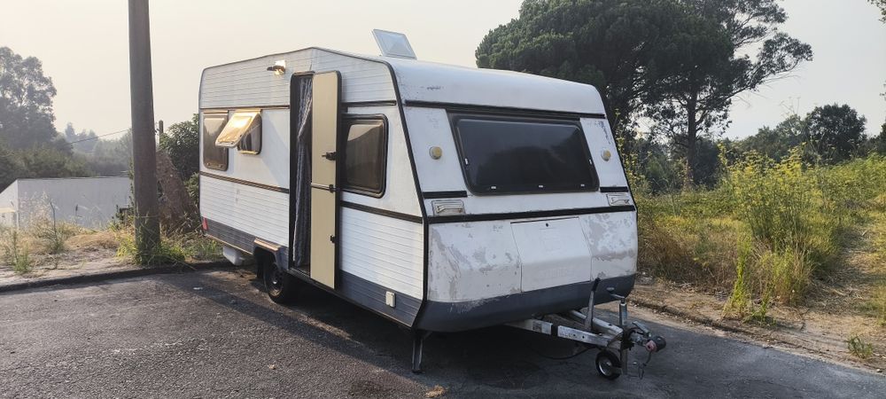 Vimara 450 DS (1988) – Projeto Off-Grid c/ Interior Renovado (Bateria Lítio + Solar) e doc em dia