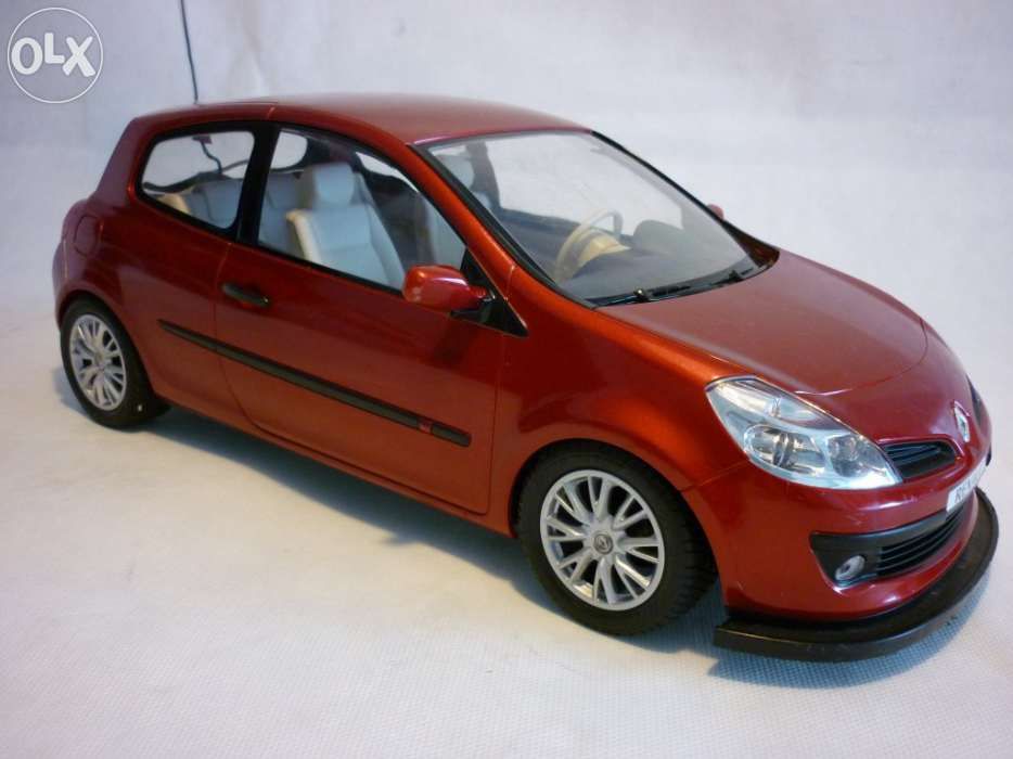 Renault Clio telecomandado