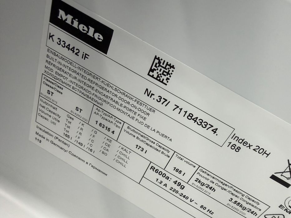 Miele K 33442 iF Вбудований 168л A++