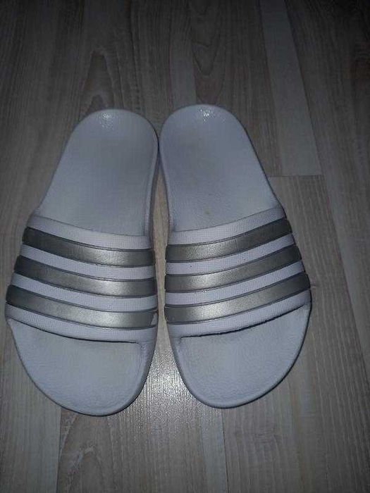 Шлепки    adidas