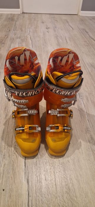Buty narciarskie Tecnica Diablo Ultra Fit 43, idealne dla osób noszący