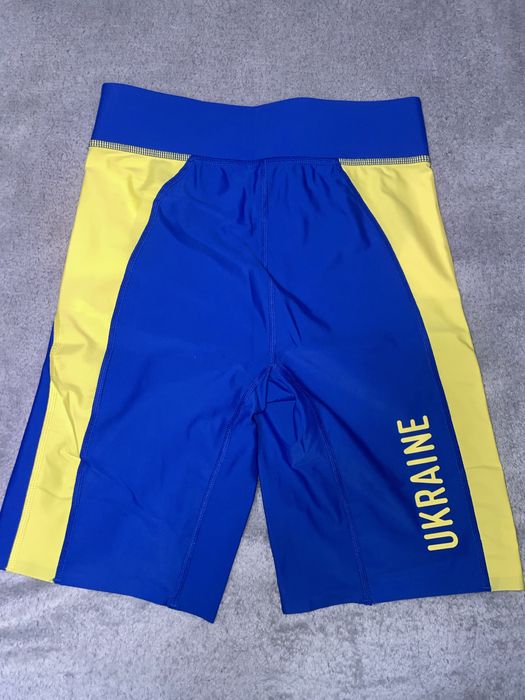 Тайтси, лосіни короткі чоловічі збірної України PUMA розмірі S. НОВІ!