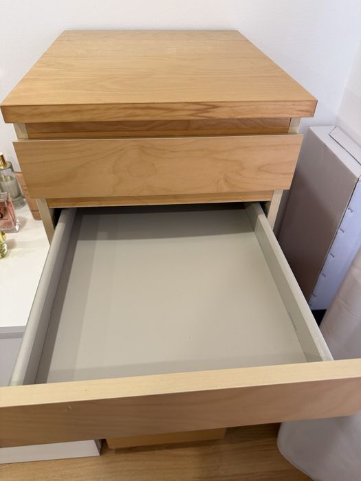 Cómoda alta MALM IKEA