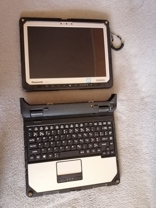 Panasonic ToughBook CF-33 2W1
i5 7gen 12 CALI 
8GB 512GB SSD
WINDOWS 11 2 BAT RYSIK