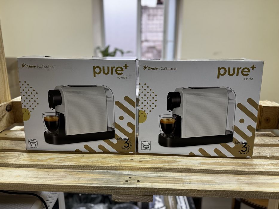 Капсульна кавоварка Tchibo Cafissimo на подарунок