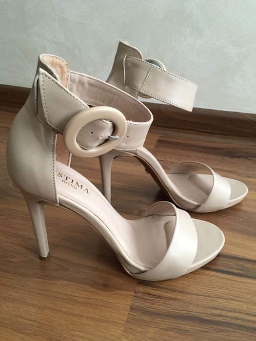 Szpilki beżowe/nude rozmiar 36