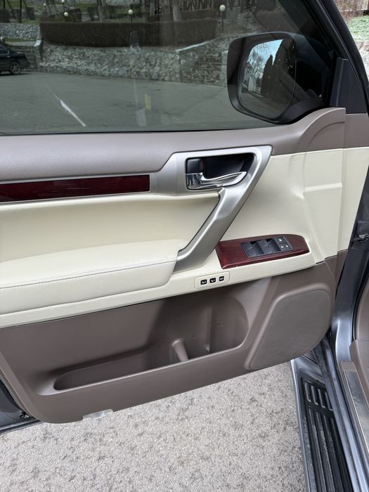 Продаж Lexus GX 460