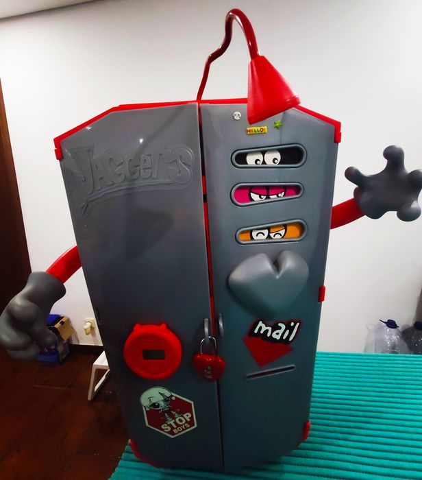 Closet para bonecas Jaggets