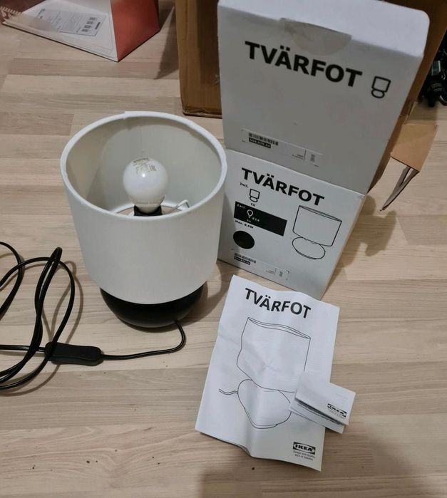 Настільна лампа IKEA TVÄRFOT