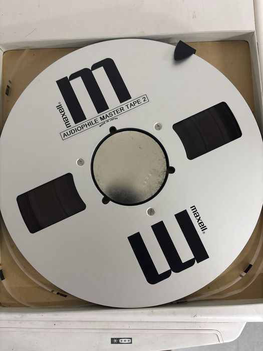 Maxell UD and XL Aluminum Reels and Tape64551971888771124