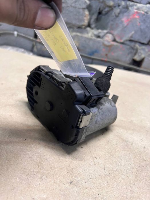 Дросельна заслінка Alfa Romeo 159 Альфа Ромео 159 2.2 JTS бензин 55181482