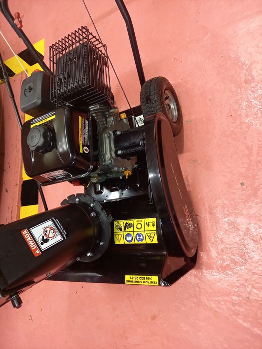 Odśnieżarka spalinowa NAC