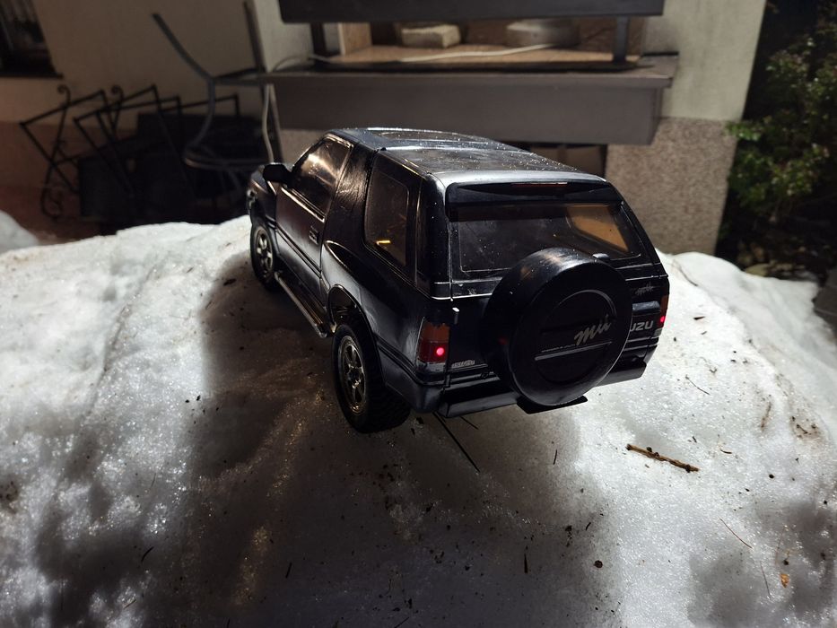 Isuzu Mu tamiya RC