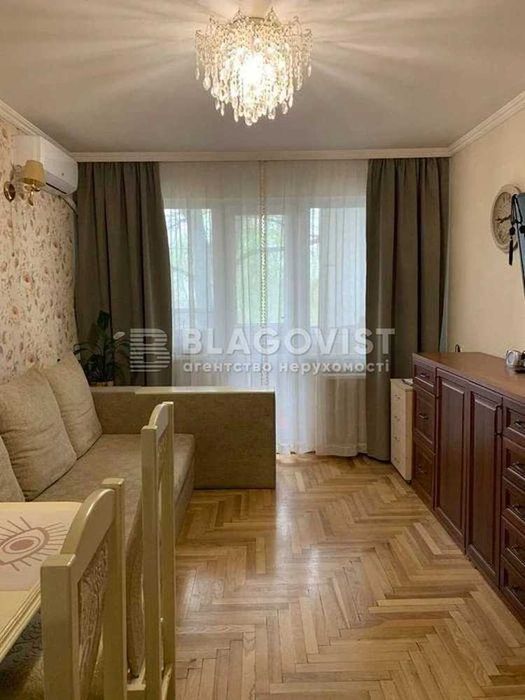Продам 3-кімнатну квартиру по бульвару Гавела Вацлава 40,Соломянський р-н,м.Київ