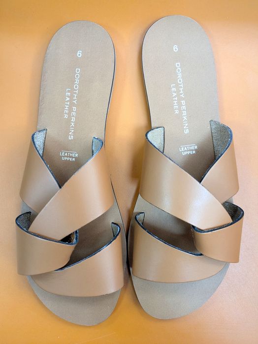 Dorothy Perkins klapki skórzane rozm. 39,5