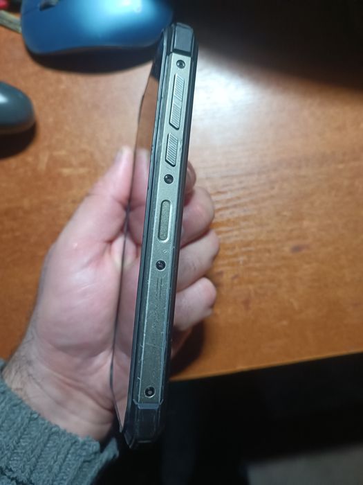 Продам смартфон противоударный Hotwav Cyber 9 Pro (8+128Gb, 7500mAh)