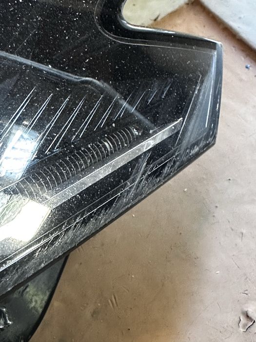 Фара права на Skoda A8 2024