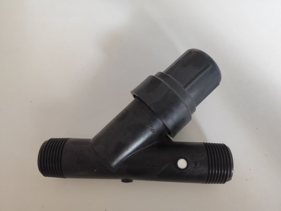 Filtr z redukcją ciśnienia  RainBird 1″GZ PRF-100-RBY