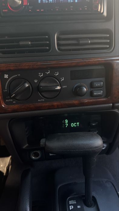 Jeep Grand Cherokee Limited 5.2 V8