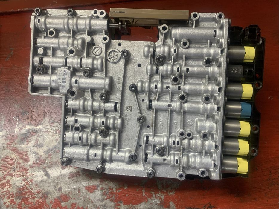 У Продажу Гідроблок 6HP19