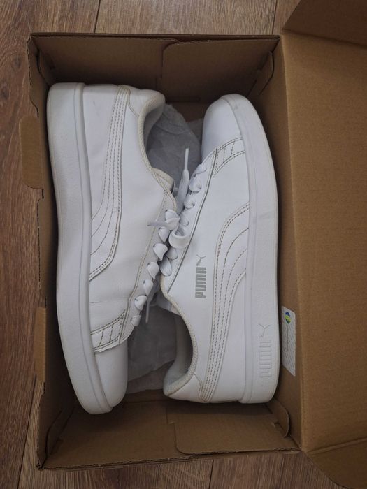 Шкіряні кросівки чоловічі бренду Puma Smash v2 L, розмір 41