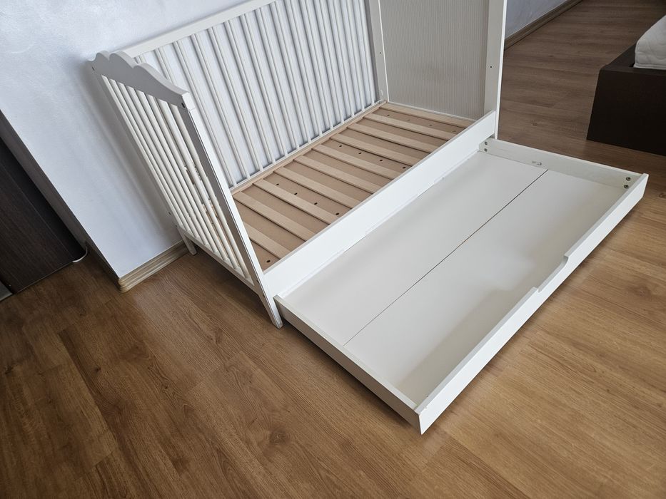 Łóżeczko dziecięce ikea